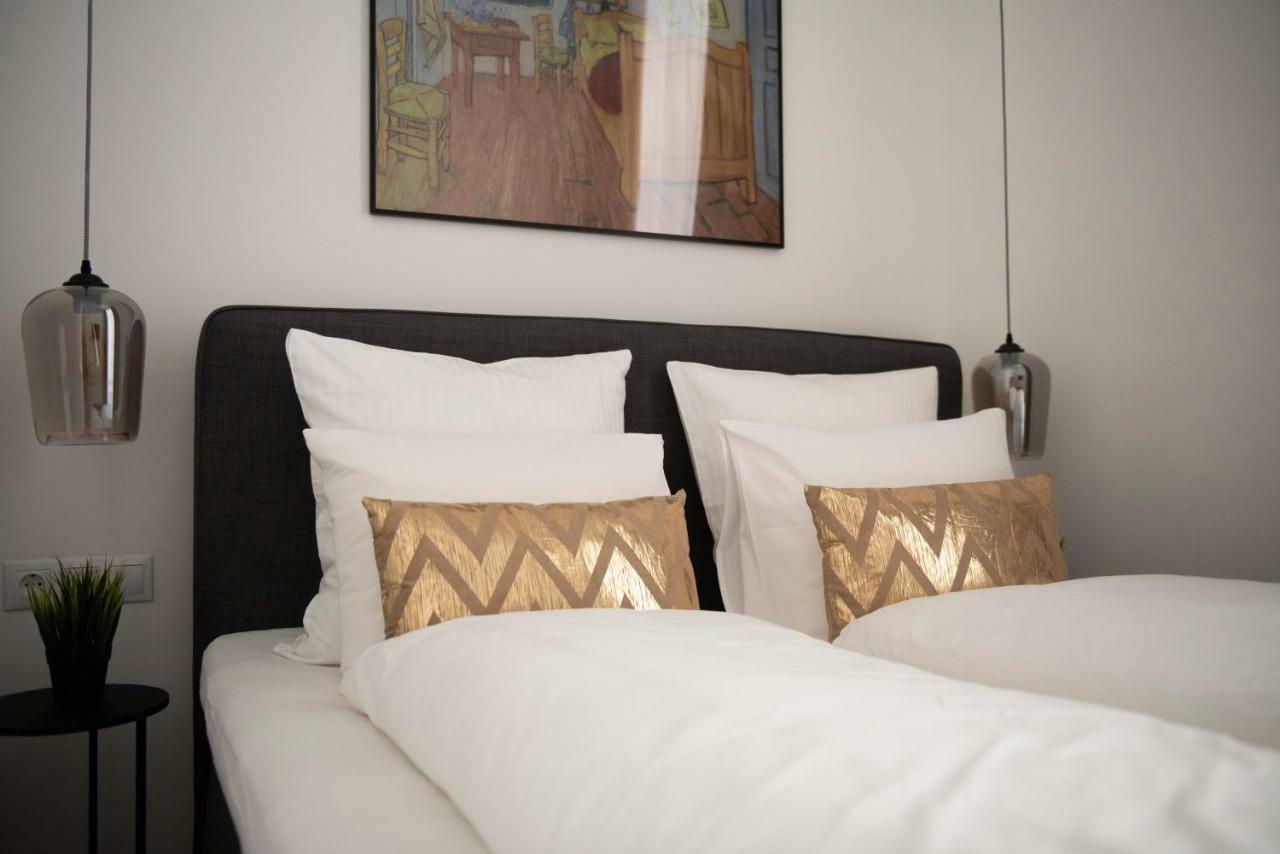 بودابست Luxury Apartment By Hi5 - Kalman Imre Suite المظهر الخارجي الصورة